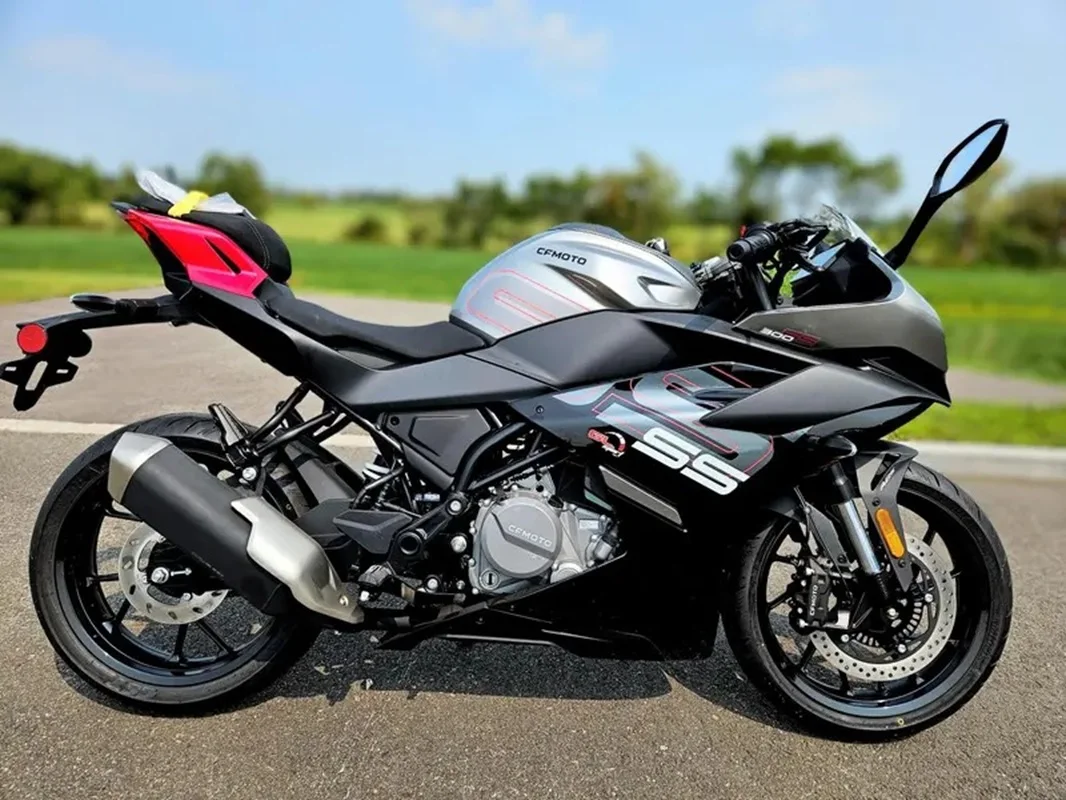 CFMOTO 300SS Street Black Edition New Motorcycle